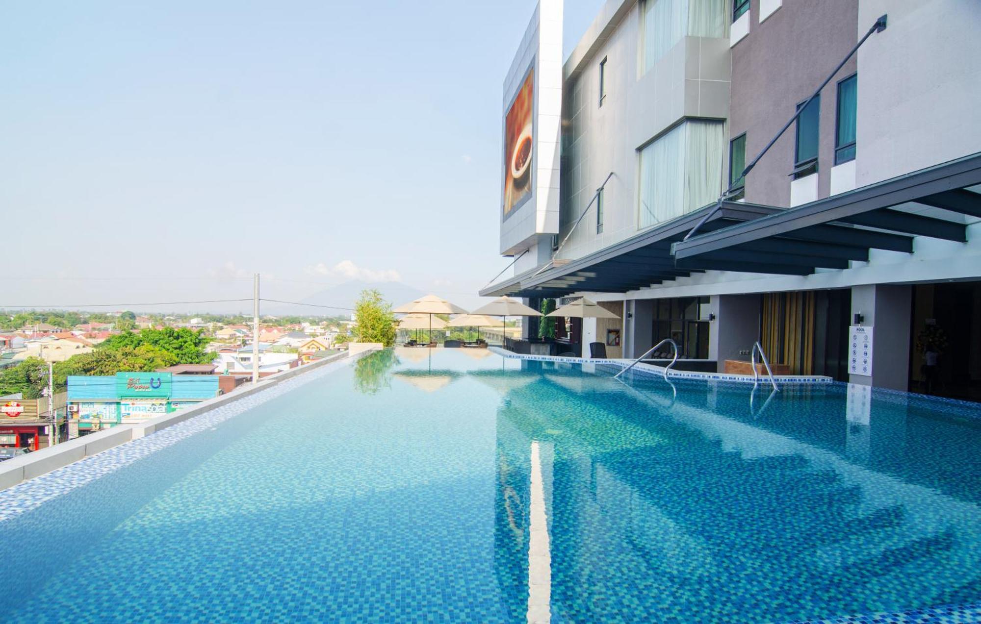 Best Western Plus Metro Clark Анхелес Екстер'єр фото