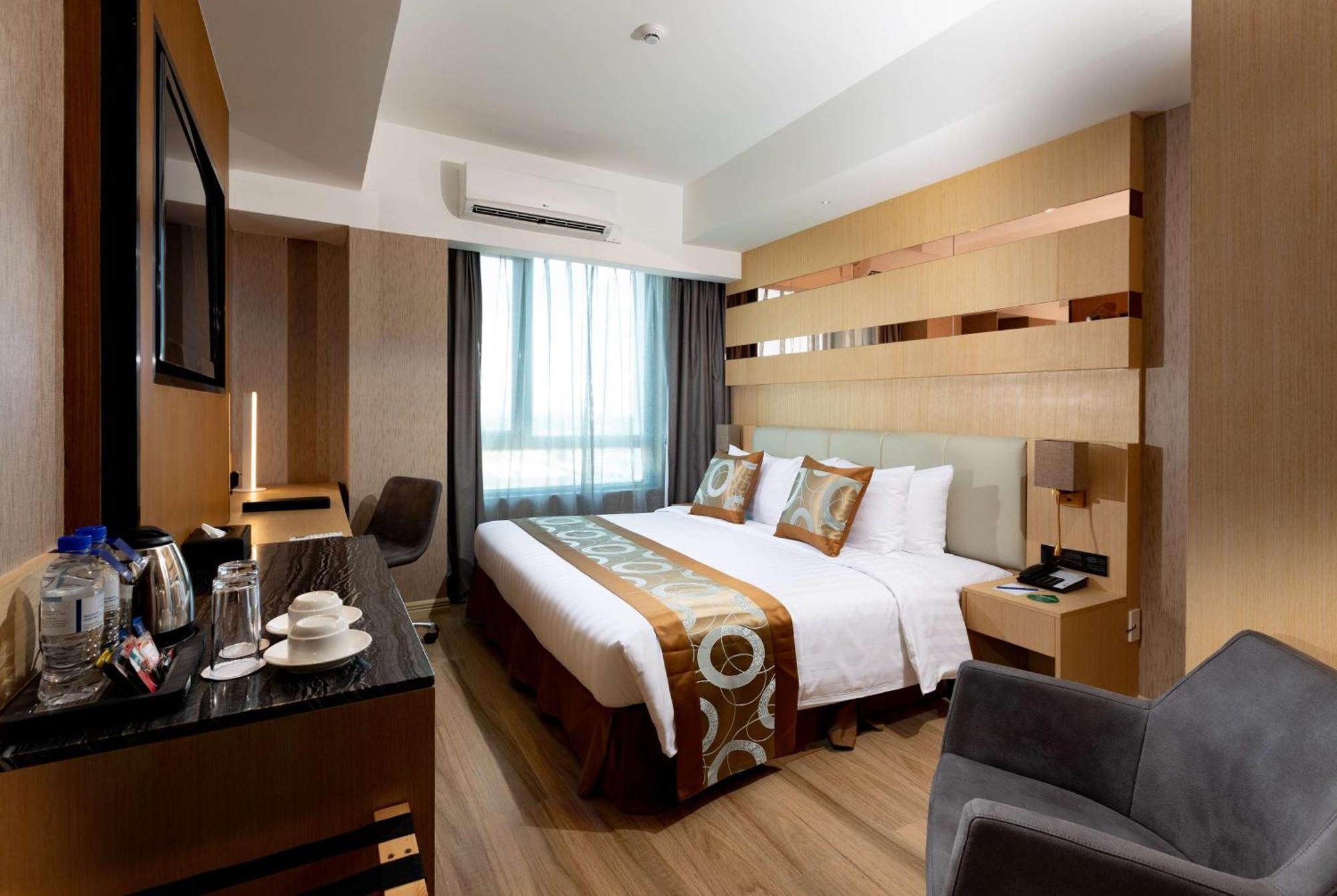 Best Western Plus Metro Clark Анхелес Екстер'єр фото