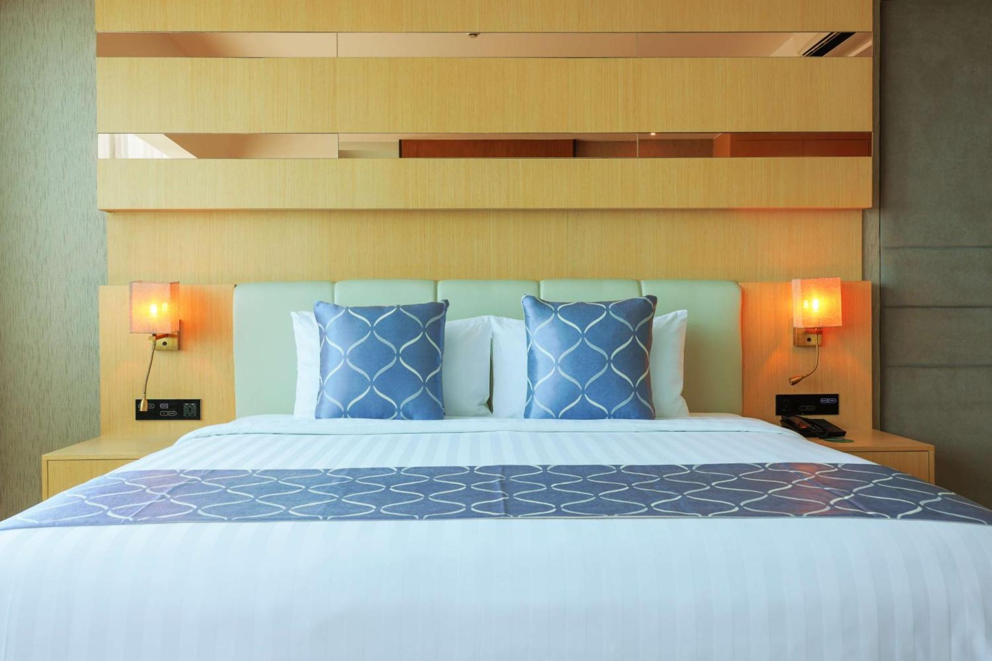 Best Western Plus Metro Clark Анхелес Екстер'єр фото