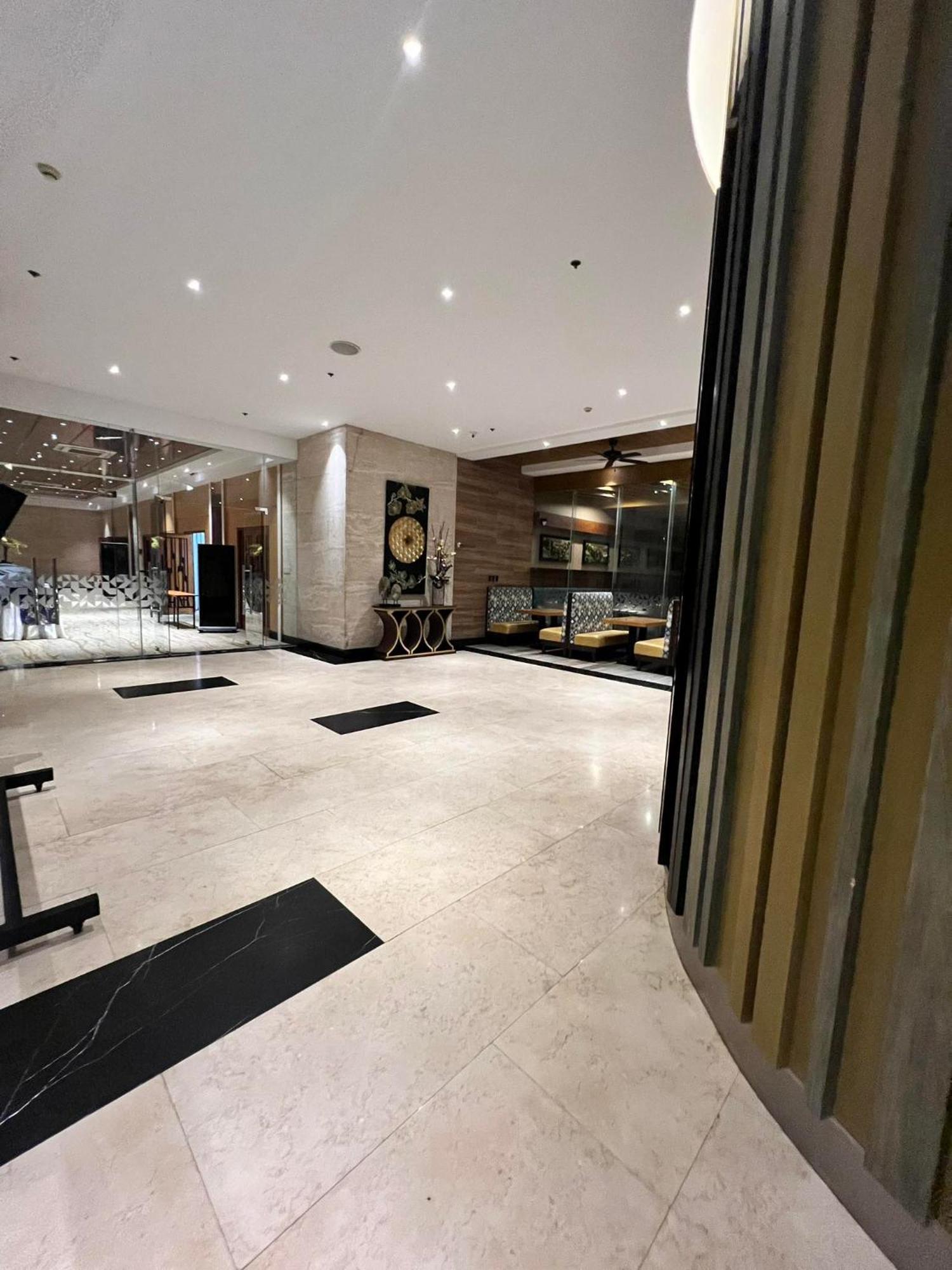 Best Western Plus Metro Clark Анхелес Екстер'єр фото